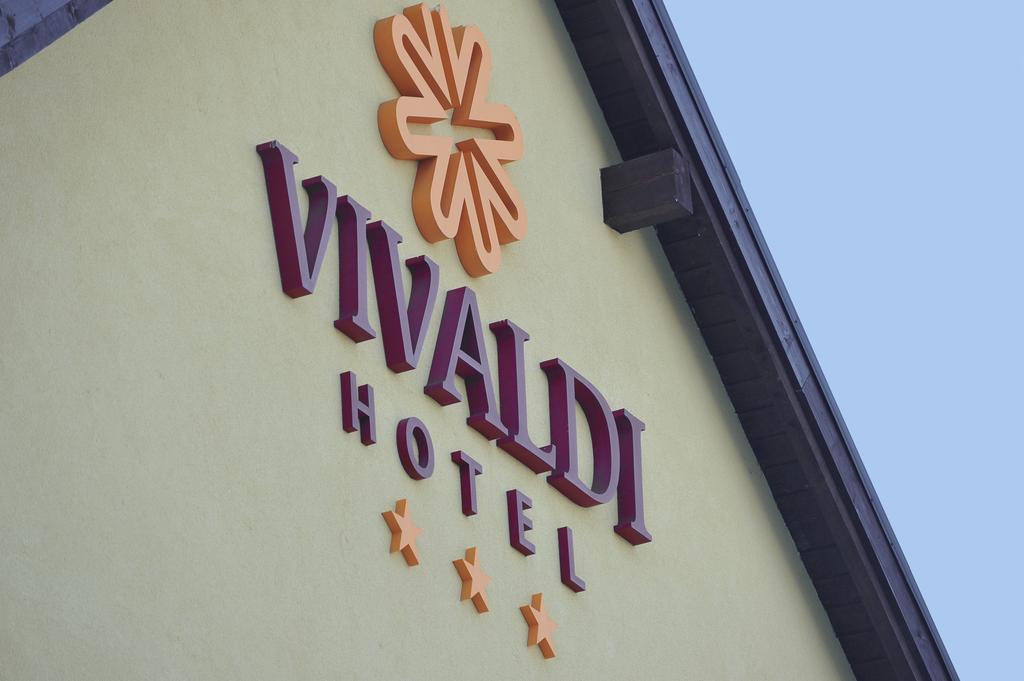 Hotel Vivaldi Карпач Экстерьер фото